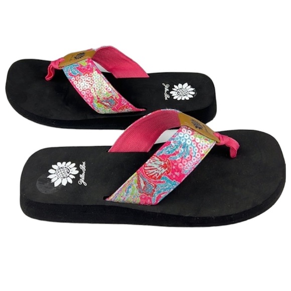 Yellow Box - *Last One* ‘Beach & Sequins’ Flip Flops. SZ:8.5 NWT. Firm No Offers - Picture 2 of 4